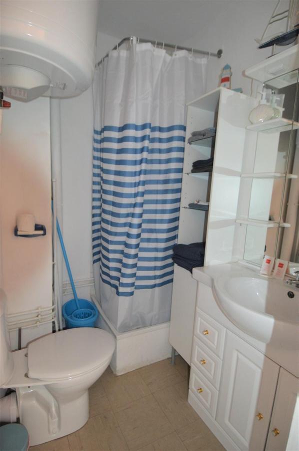 クルル・シュル・メールStudio Avec Chambre - Balcon Et A 20M De La Merアパートメント エクステリア 写真