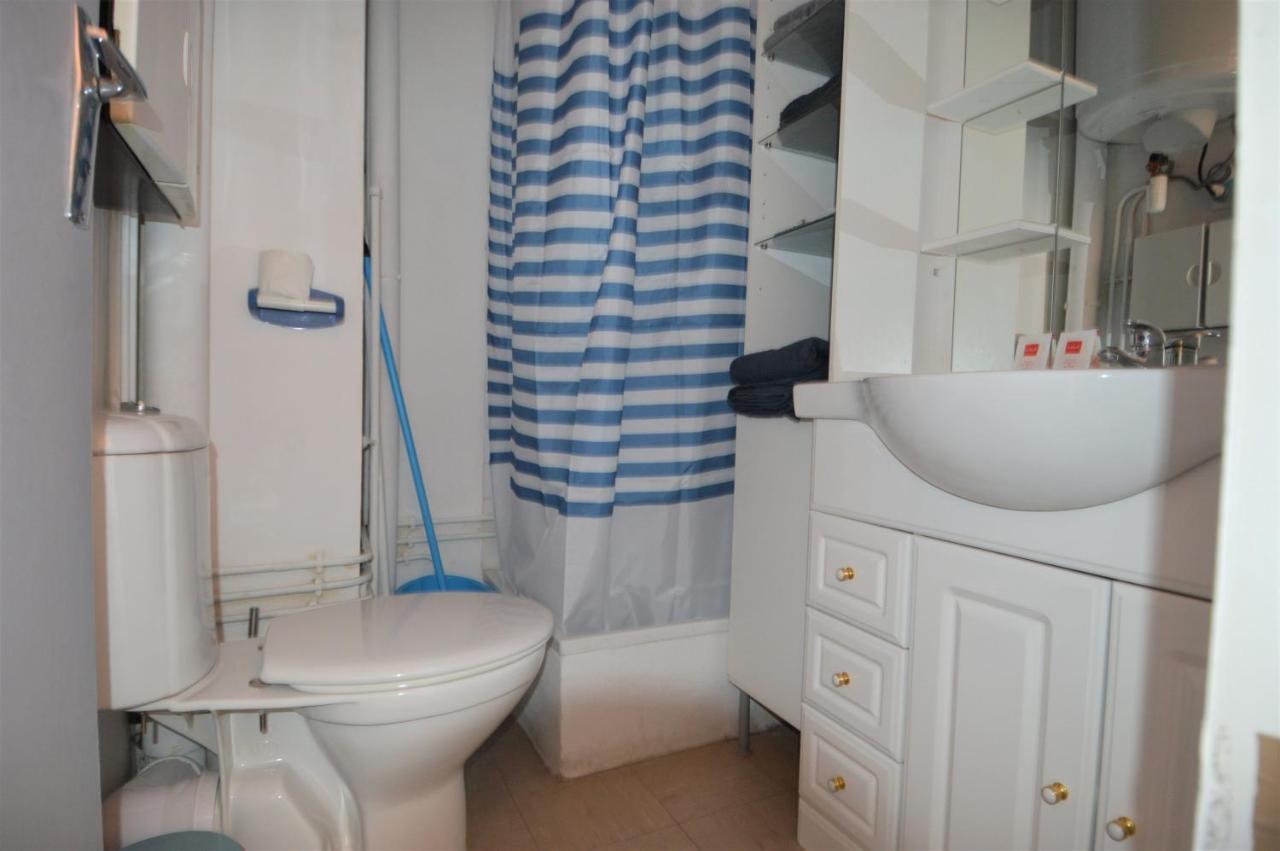 クルル・シュル・メールStudio Avec Chambre - Balcon Et A 20M De La Merアパートメント エクステリア 写真